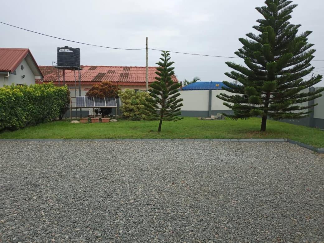 Royal Gate Villa Accra Exterior photo