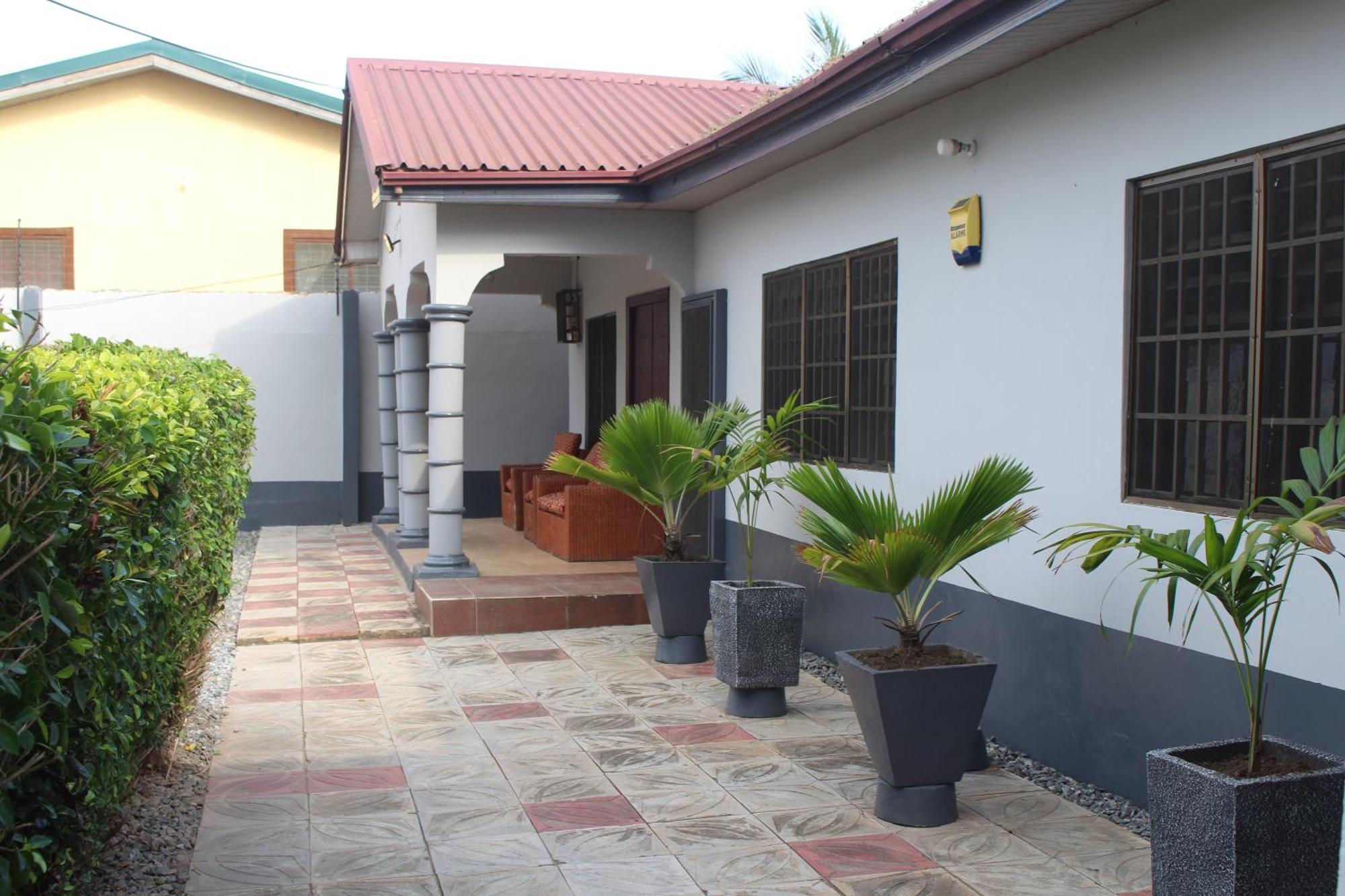 Royal Gate Villa Accra Exterior photo